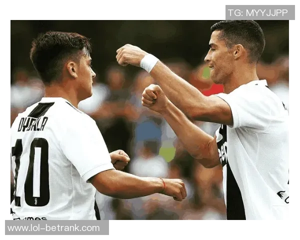 世界杯精彩对决巴黎圣日耳曼大胜尤文图斯乌龙球瞬间点燃全场激情